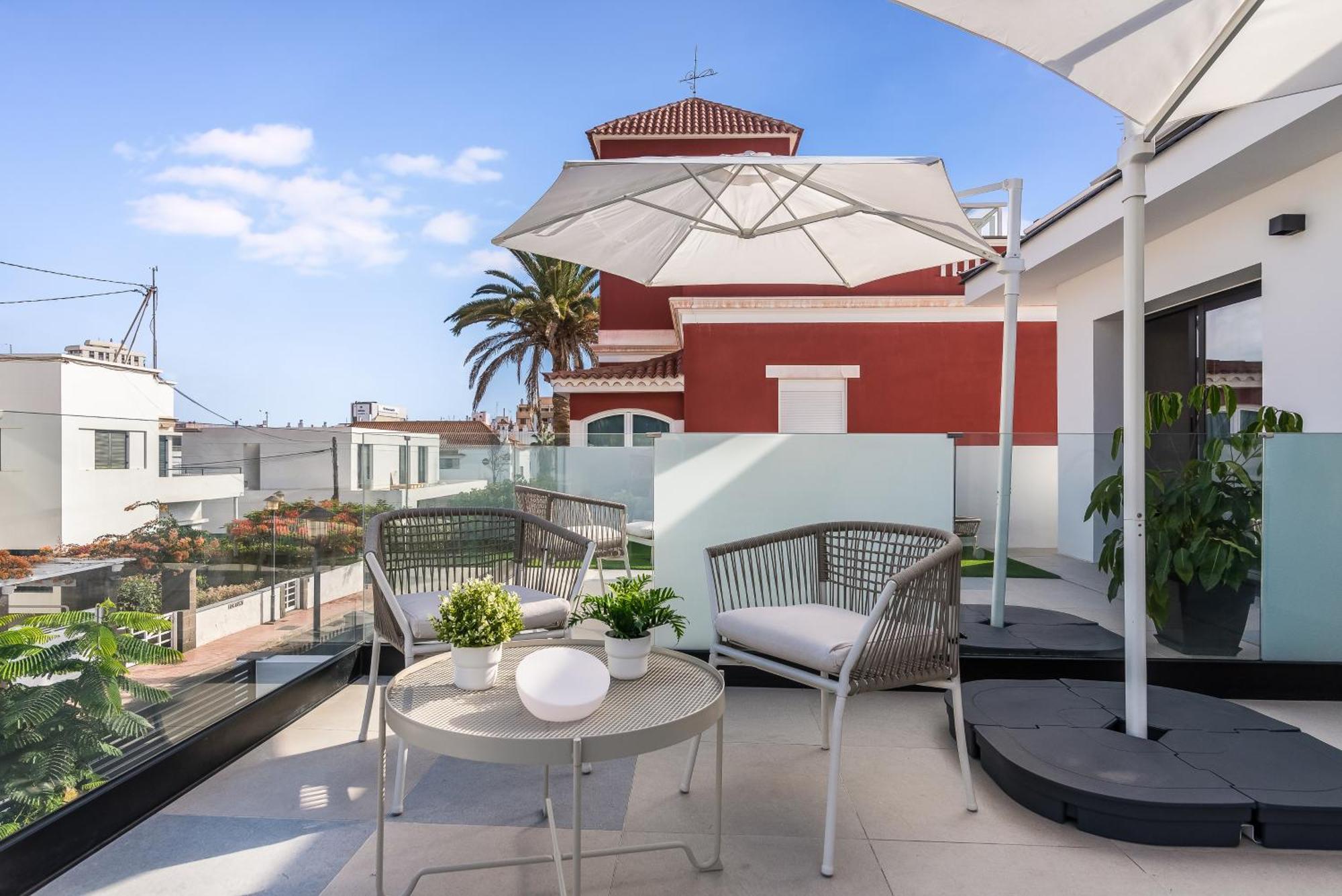 La Vega De Ciudad Jardin Suites Лас Палмас де Гран Канария Екстериор снимка
