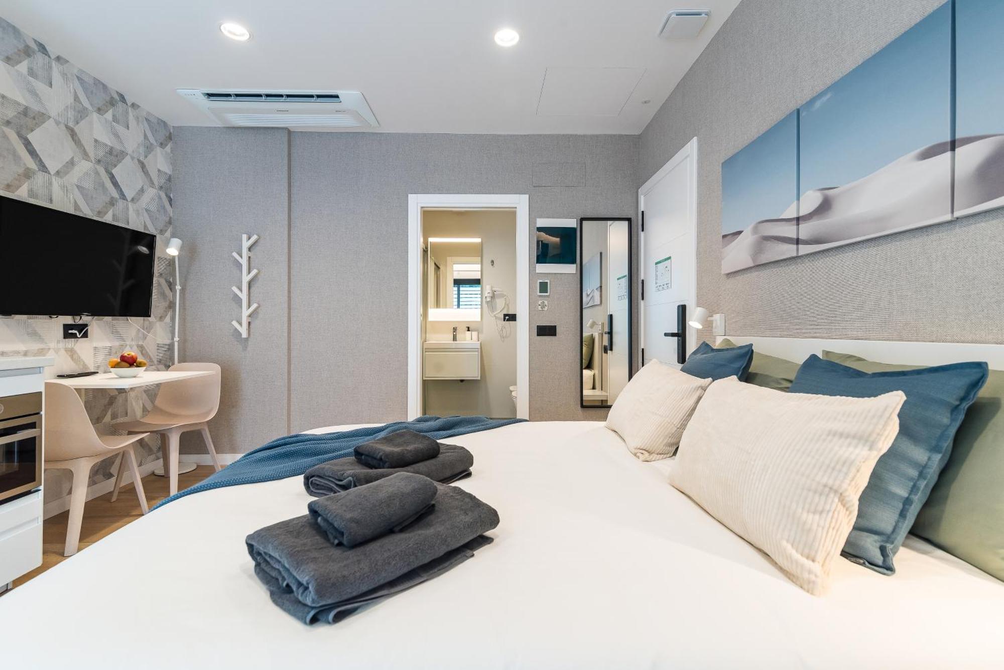 La Vega De Ciudad Jardin Suites Лас Палмас де Гран Канария Стая снимка